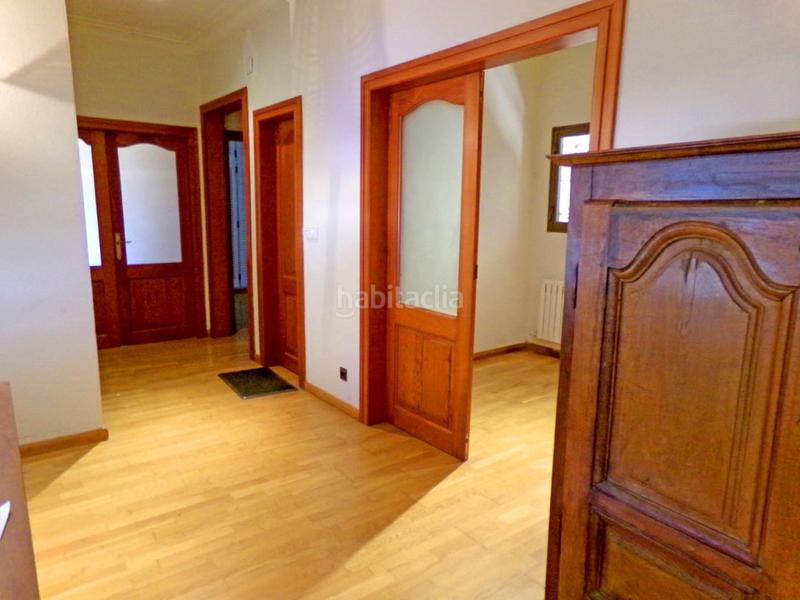 Foto 9a69334f-5e6c-4609-a560-25f7466fc900. Xalet amb aparcament a Eixample Residencial Escala (L´)