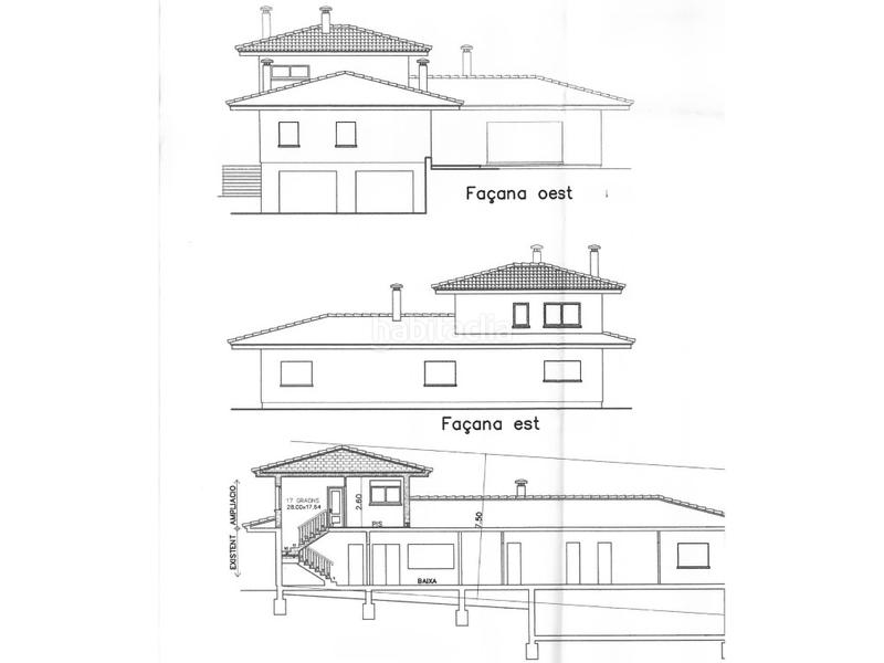Foto d1bf0c8a-9b49-4000-a527-81c6b0d4b79f. Xalet amb aparcament a Eixample Residencial Escala (L´)