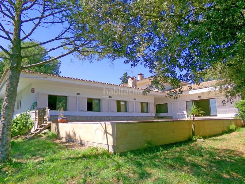 Foto df827fe4-0347-40a8-a813-fb13c8c95d79. Xalet amb aparcament a Eixample Residencial Escala (L´)