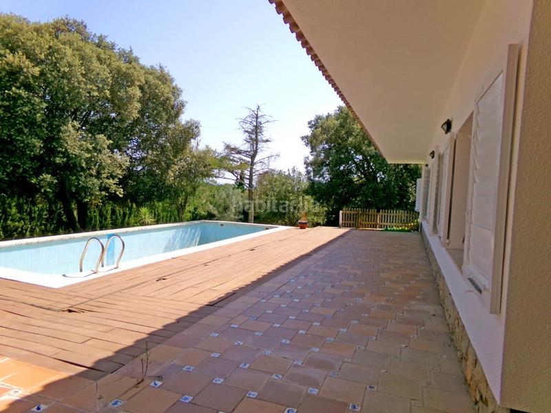 Foto ff09758e-65f6-4291-a9bc-0f738cdadd0d. Xalet amb aparcament a Eixample Residencial Escala (L´)