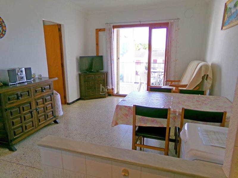 Foto 36930217-c4a4-4f40-9af1-bce00f2fcd01. Apartment with parking in Riells Escala (L´)