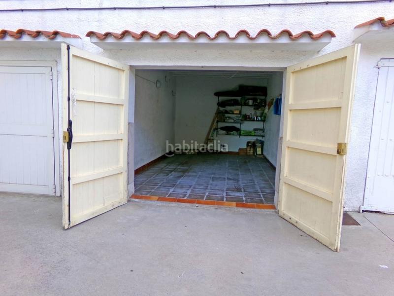 Foto a5ade2af-e7bd-4968-b504-2e71c3a19f59. Apartment with parking in Riells Escala (L´)