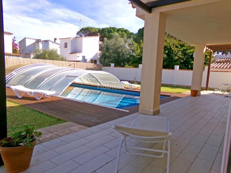 Foto 0ae9f1b2-c76d-4bed-911d-54041376921d. Chalet barcelona 82b en Riells Escala (L´)