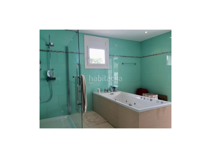 Foto 35446cda-f10c-48f9-a8b9-471a86d9af3b. Chalet in calle barcelona 82 in Riells Escala (L´)