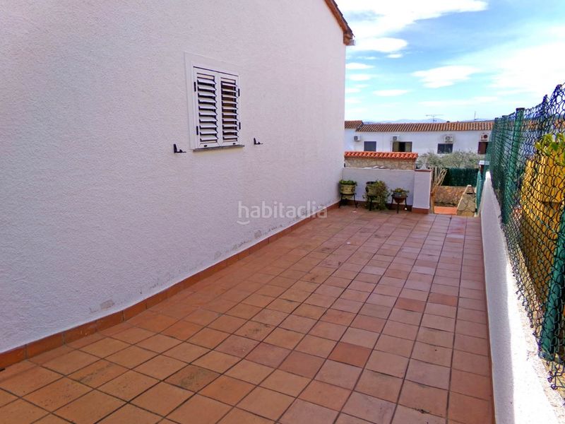 Foto 0829dcf3-1ad0-4079-a141-a1609ab3892d. Casa a calle puig a Riells Escala (L´)