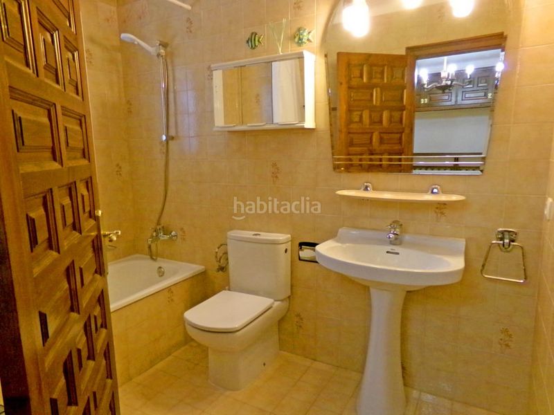 Foto 1ca129f2-ee20-4a37-b209-321843598b23. Casa a calle puig a Riells Escala (L´)
