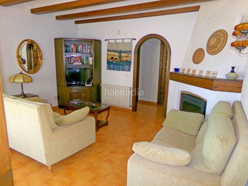 Foto dd2ecb76-df6f-40ee-b76f-04318a0e287e. Casa a calle puig a Riells Escala (L´)