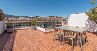 Rent Penthouse  Carrer del rosselló. Con dos terrazas espectaculares
