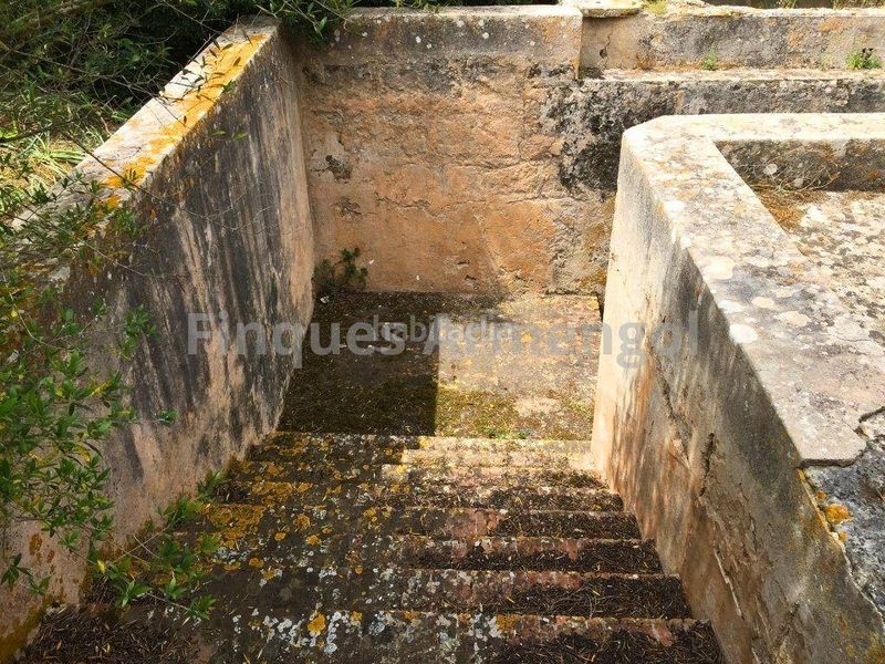 Foto cbd8a29d-c4e9-4bfd-9117-f8b1fcb521e7. Casa amb aparcament a Ciutadella Ciutadella de Menorca