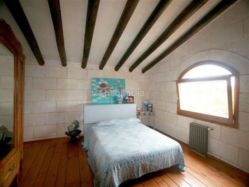 Foto feab8fbd-6329-4a0e-8feb-b5c91d1520f3. Casa amb calefacció aparcament a Alaior poble Alaior