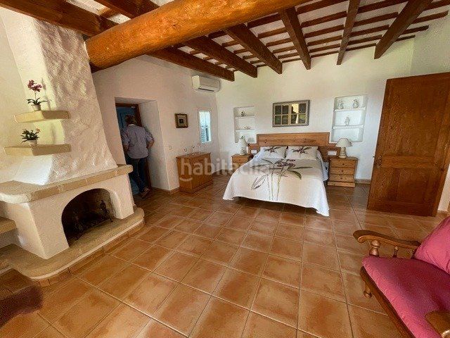 Foto 1242a6f0-1dc7-4763-be55-8b23a9afc486. Casa amb calefacció aparcament piscina a Es Mercadal poble Es Mercadal