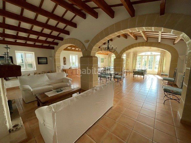 Foto 134da16d-5764-4db9-b5ca-4d8b05b78f2b. Casa amb calefacció aparcament piscina a Es Mercadal poble Es Mercadal