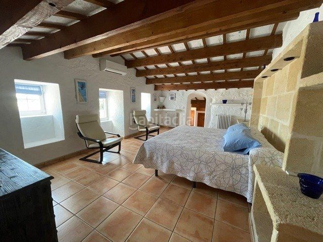 Foto 89771a93-8fd8-4237-be45-43c44650ae4c. Casa amb calefacció aparcament piscina a Es Mercadal poble Es Mercadal