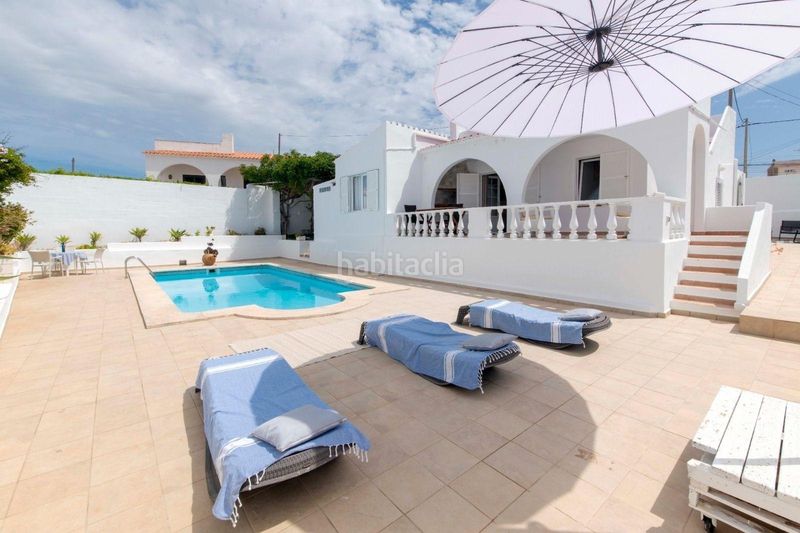 Foto f2e9c762-5cf8-4217-a3ff-64a9793a344d. Xalet amb piscina a Cala en Porter Alaior