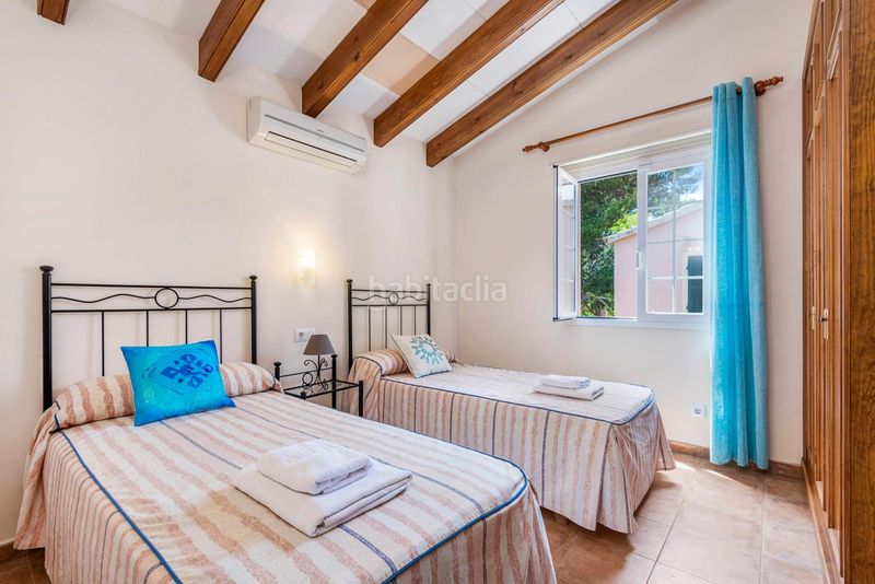 Foto 176c7fc4-c4f7-42cf-ba45-aa495c377498. Xalet amb calefacció aparcament piscina a Cala Blanca Ciutadella de Menorca