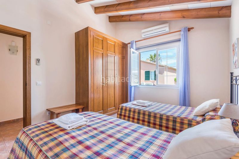 Foto 98f25259-3955-4a6b-84a4-1cb22a86b304. Xalet amb calefacció aparcament piscina a Cala Blanca Ciutadella de Menorca