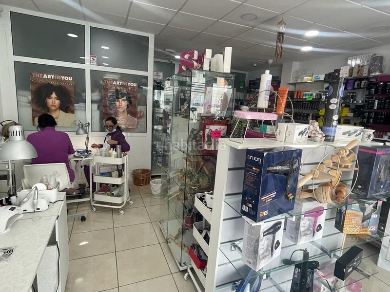 Foto 31b1ce36-4f49-440e-a125-69a12008a654. Locale commerciale in El Bajondillo Torremolinos