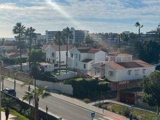 Pis  Calle las cañas 10. Exclusiva vivienda en 2 linea de playa en el conjunto residencia