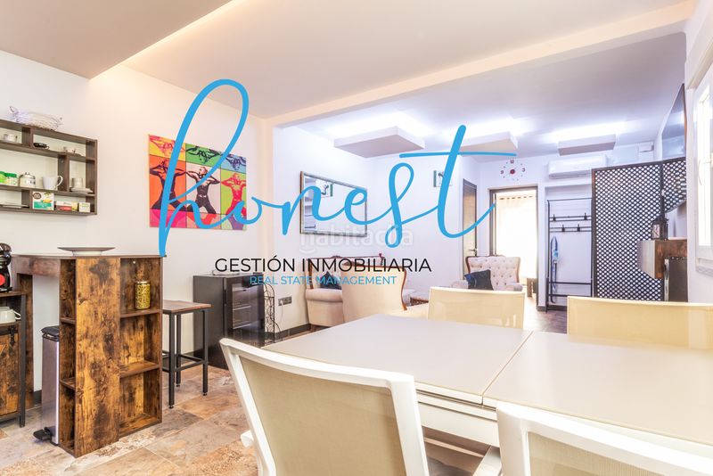 Foto 1be24e8b-ac91-4f01-8549-8d530d746967. Casa amb aparcament a Calvario Torremolinos