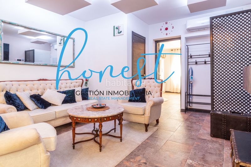 Foto d63b1e9e-d95e-49c5-8c02-e01397894636. Casa amb aparcament a Calvario Torremolinos