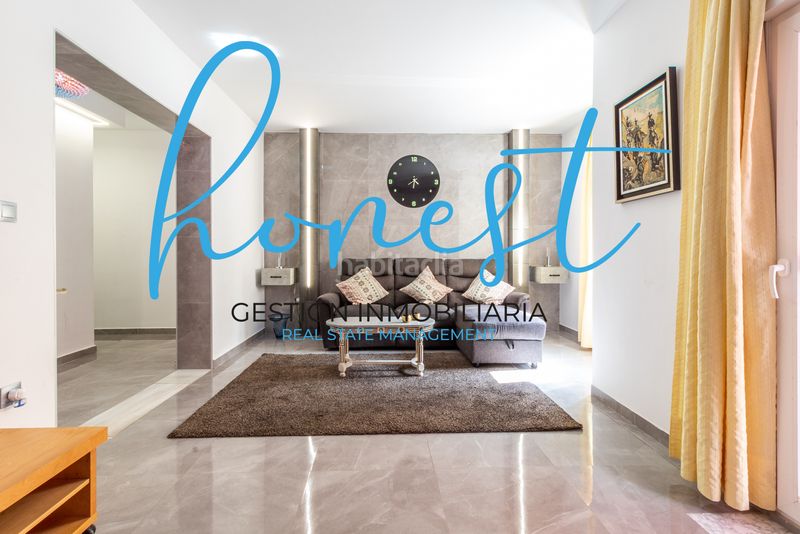 Foto df3b9d23-62e6-43a6-8cfc-aefdac13009d. Casa amb aparcament a Calvario Torremolinos
