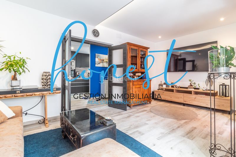 Foto e9e6a191-777d-4b8a-ae1a-1eb59793ea48. Casa amb aparcament a Calvario Torremolinos