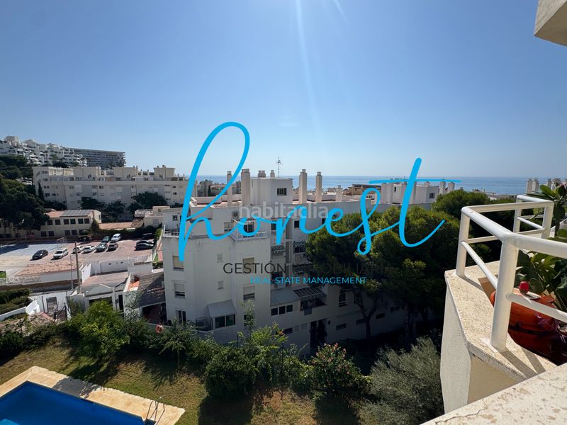 Foto d80aee9c-6e64-4a63-990d-7d12077e17e3. Àtic amb piscina a Montemar Torremolinos