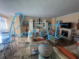 Pis  Calle marqués de salamanca. Vivienda de 140 m2 en pleno centro de torremolinos