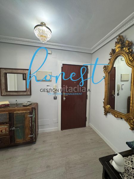 Foto 8cdbad6a-f133-450e-8754-17645ca4c605. Etagenwohnung in avenida isabel manoja 14 in Ayuntamiento Torremolinos