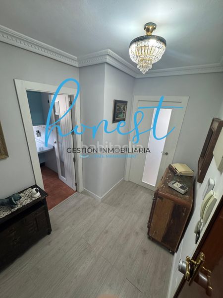 Foto a527ac36-486b-4348-90d6-761042e23c9b. Etagenwohnung in avenida isabel manoja 14 in Ayuntamiento Torremolinos