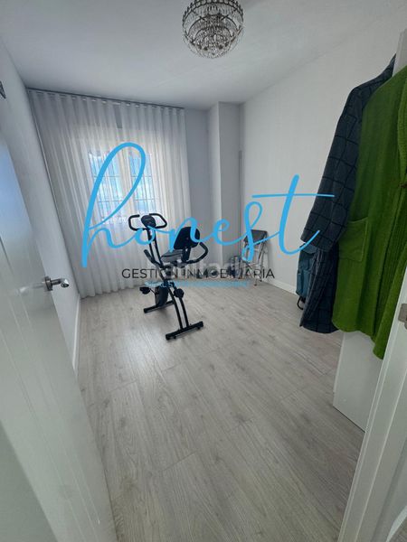 Foto cc33fc54-109f-4900-9efa-aaec371ea082. Etagenwohnung in avenida isabel manoja 14 in Ayuntamiento Torremolinos