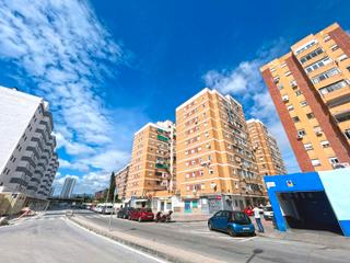 Aparcament cotxe  Calle poeta muoz rojas