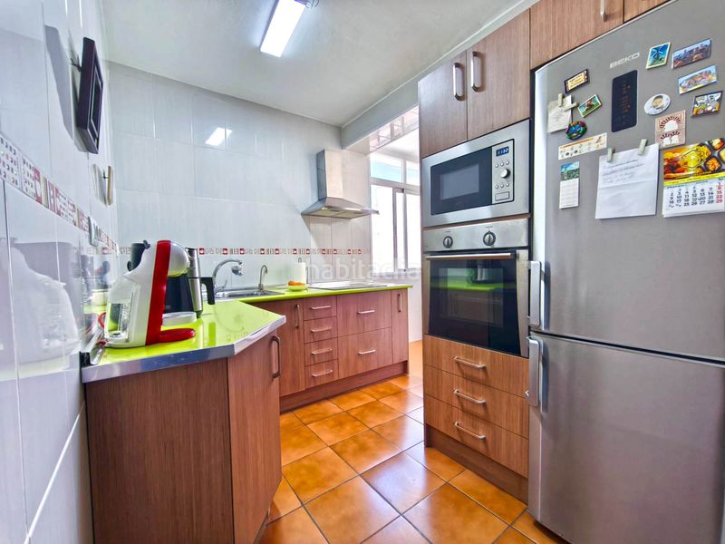 Foto b6b12a89-d44c-4c09-afc3-0a7108d5c088. Piso en Carranque - Haza Cuevas Málaga