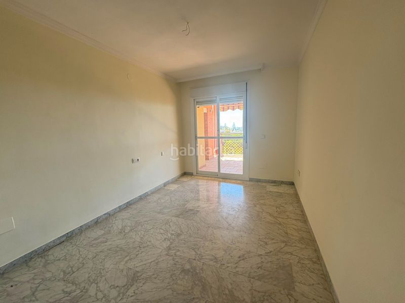 Foto b1e1868b-b26a-4321-852a-4600b0b2d2c6. Rent flat with parking pool in Miraflores del Palo Málaga