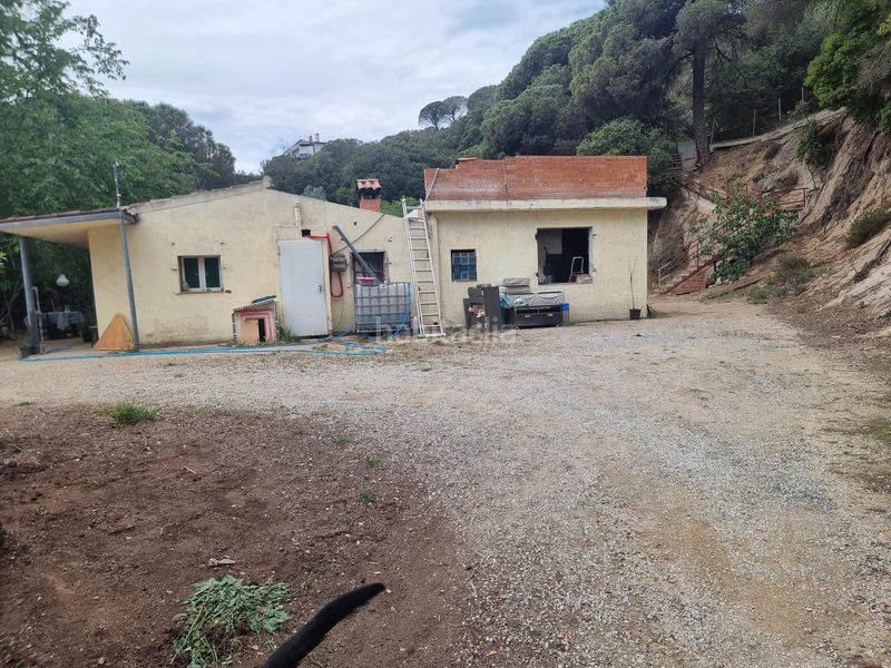 Foto 0887ff9e-1f73-46ea-bff4-3b19f5d2ca7e. Casa amb piscina a Can Massuet del Far Dosrius