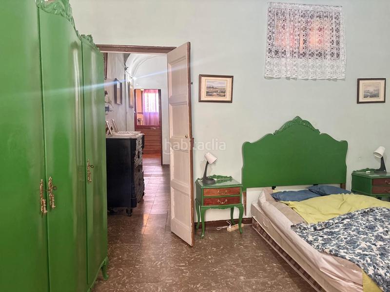 Foto d879ef79-2a11-40c9-873c-5de40a92b9e7. Chalet casa por reformar en pleno casco antiguo en Mataró