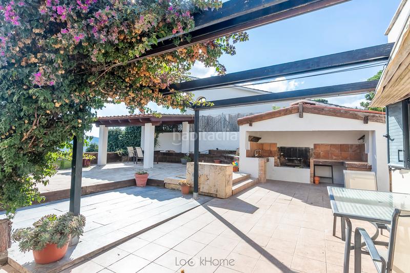 Foto 7925c720-3dd0-4e6d-b732-dfa60e799999. Casa amb xemeneia calefacció aparcament a Can Massuet del Far Dosrius