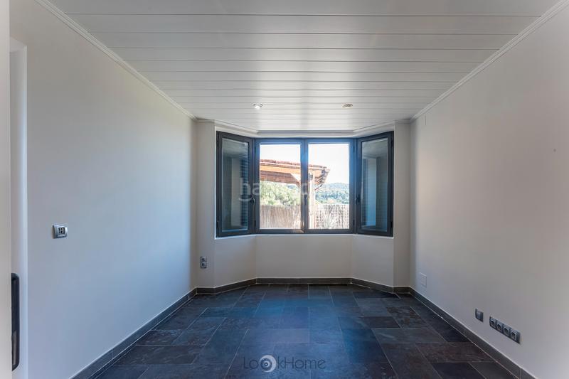 Foto 969cb284-f696-4f3a-bfd8-c65b026541a9. Casa amb xemeneia calefacció aparcament a Can Massuet del Far Dosrius