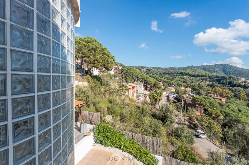 Foto c27eaffa-40f9-4af5-9d0c-3fec8a4bd832. Casa amb xemeneia calefacció aparcament a Can Massuet del Far Dosrius