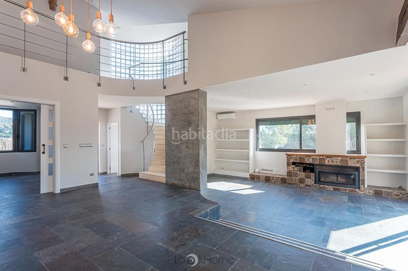 Foto c4fe708d-89ad-4d6e-b63c-e03c5df7f3df. Casa amb xemeneia calefacció aparcament a Can Massuet del Far Dosrius