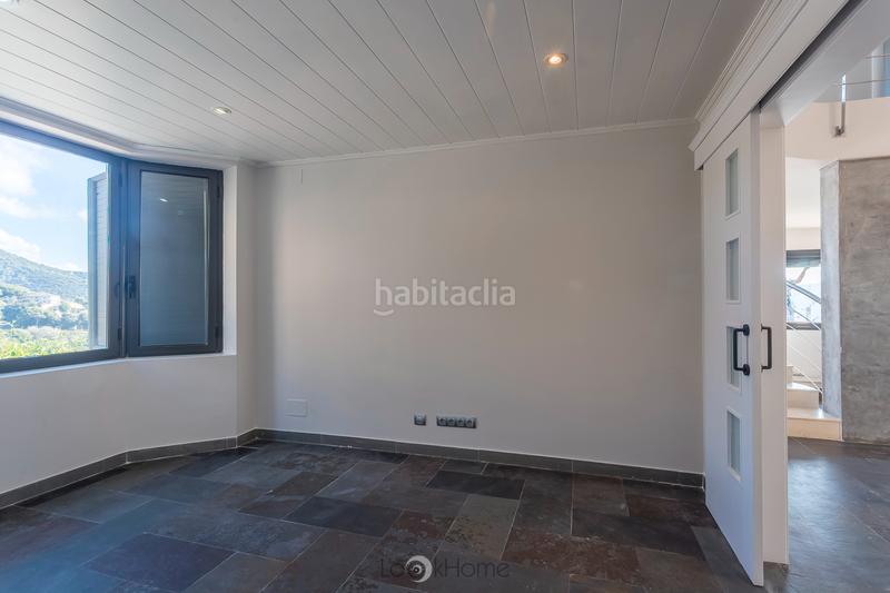 Foto cf67a2b5-13ef-4b39-b613-87465d46040f. Casa amb xemeneia calefacció aparcament a Can Massuet del Far Dosrius