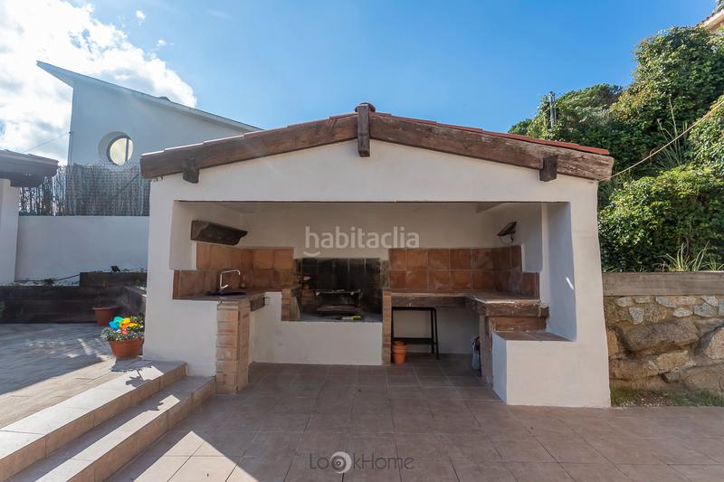 Foto ed77527f-61a9-44d6-b65e-045ba5f10484. Casa amb xemeneia calefacció aparcament a Can Massuet del Far Dosrius