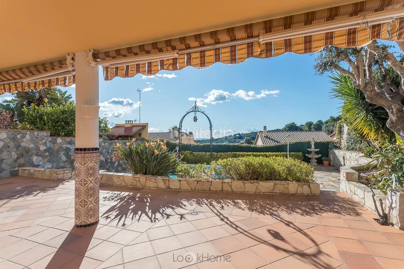 Foto 0109bada-e650-4855-9d8b-5d3f71c9ca33. Doppelhaus mit kamin heizung parking pool in Urbanitzacions Mataró