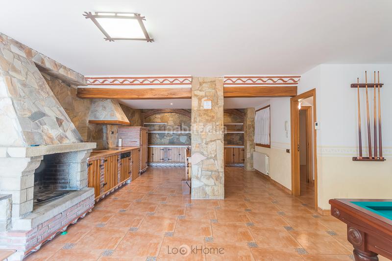 Foto 23f0cd45-14f4-4a8b-aae0-8637810b2d82. Doppelhaus mit kamin heizung parking pool in Urbanitzacions Mataró