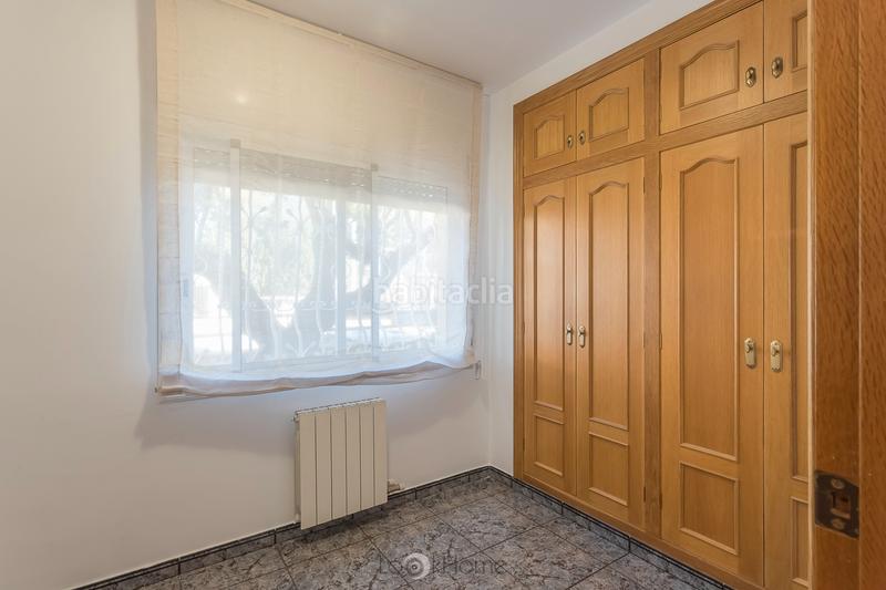 Foto 5e9a115d-d659-4302-bf84-20f0195fb604. Doppelhaus mit kamin heizung parking pool in Urbanitzacions Mataró