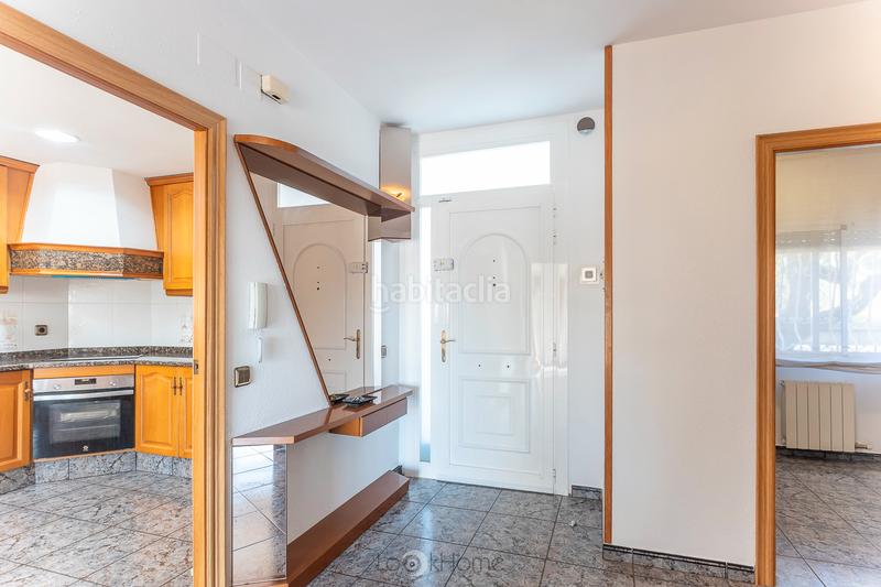 Foto 80bd6a7b-1ec9-4666-9cac-026b8b58a806. Doppelhaus mit kamin heizung parking pool in Urbanitzacions Mataró