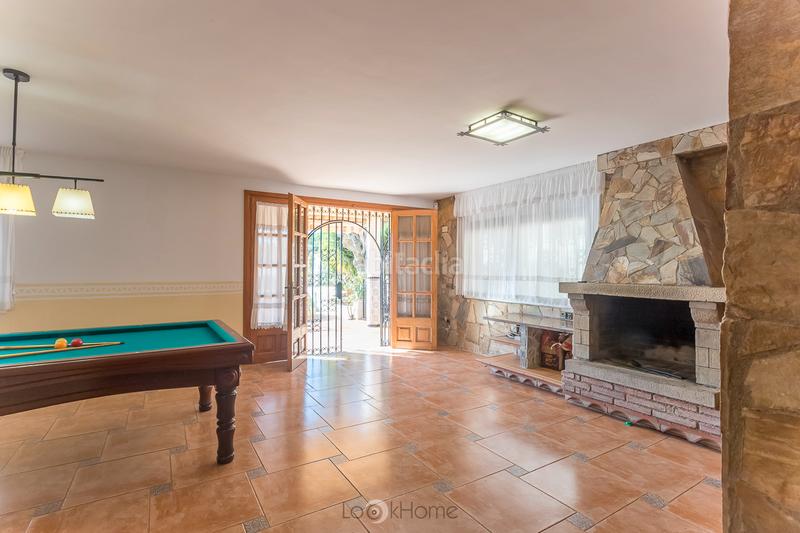 Foto 8d449430-84f6-407f-97ff-ef982158b75f. Doppelhaus mit kamin heizung parking pool in Urbanitzacions Mataró