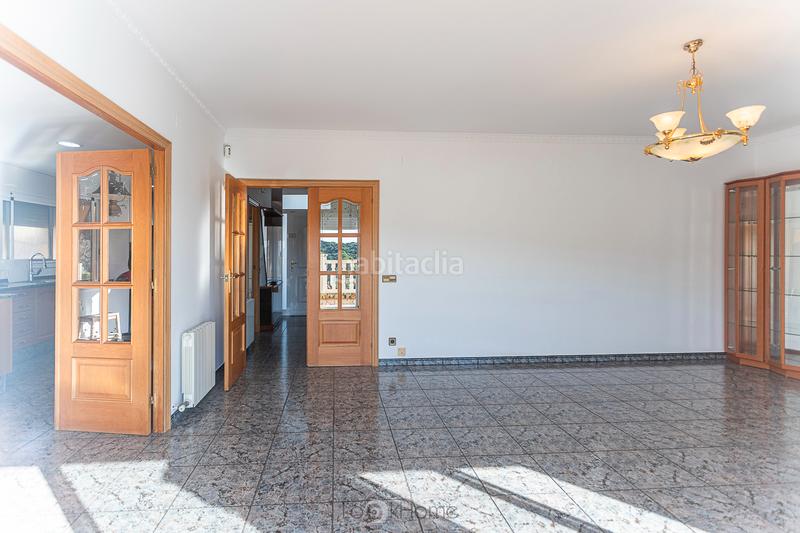 Foto 94b2d5b6-5dc2-40c1-9ddf-acf7ae3cd53b. Doppelhaus mit kamin heizung parking pool in Urbanitzacions Mataró