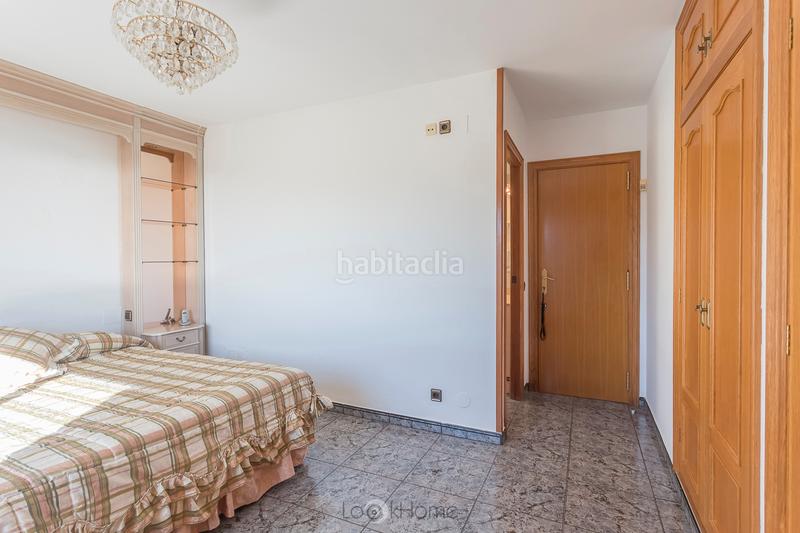 Foto b18e60f2-e2e0-4ac1-bd7f-d700ffe724b4. Doppelhaus mit kamin heizung parking pool in Urbanitzacions Mataró