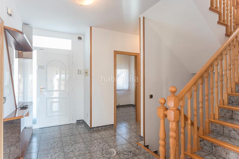 Foto d61393b8-b743-4f93-b609-4c7a095f9e07. Doppelhaus mit kamin heizung parking pool in Urbanitzacions Mataró